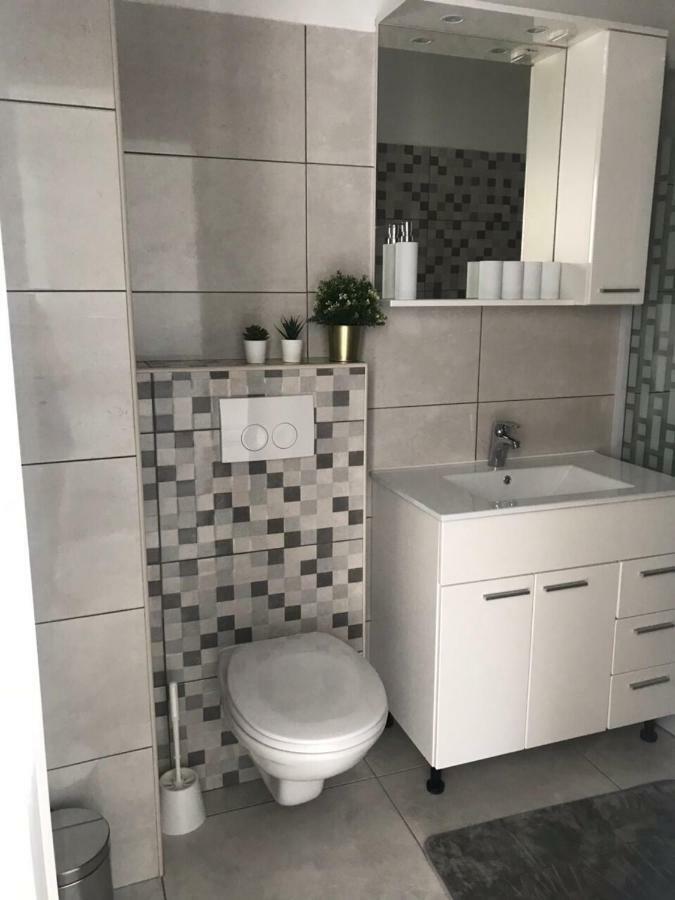 Apartamento Nelany Zubovići Exterior foto