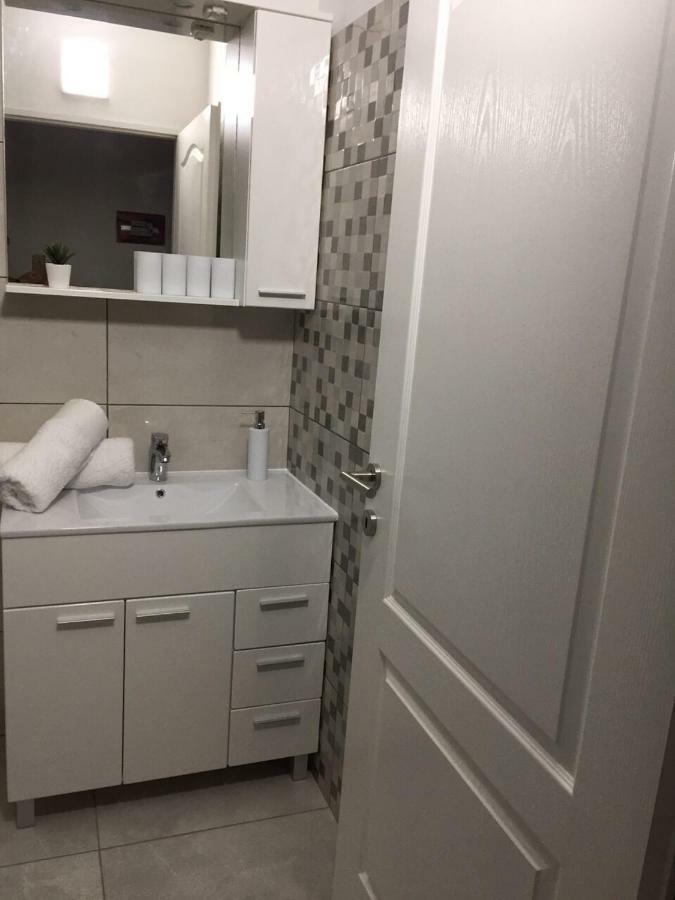 Apartamento Nelany Zubovići Exterior foto