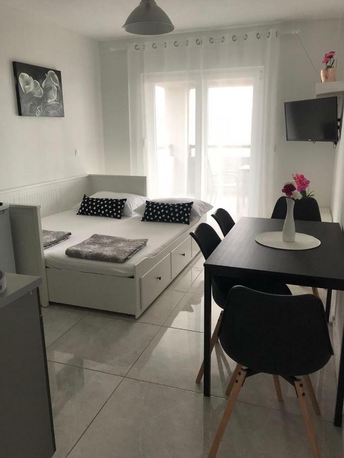 Apartamento Nelany Zubovići Exterior foto